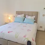 Climatisée 6 Pièces Avec Piscine Privée, 5 Chambres, Domaine De La Nartelle - Fr-1-780-67 Villa *