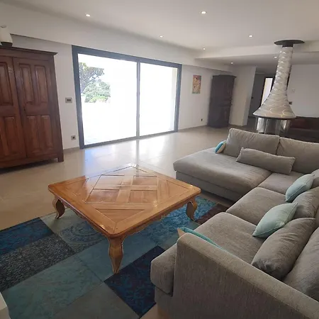 Climatisée 6 Pièces Avec Piscine Privée, 5 Chambres, Domaine De La Nartelle - Fr-1-780-67