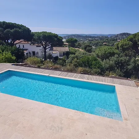 Climatisée 6 Pièces Avec Piscine Privée, 5 Chambres, Domaine De La Nartelle - Fr-1-780-67 Villa