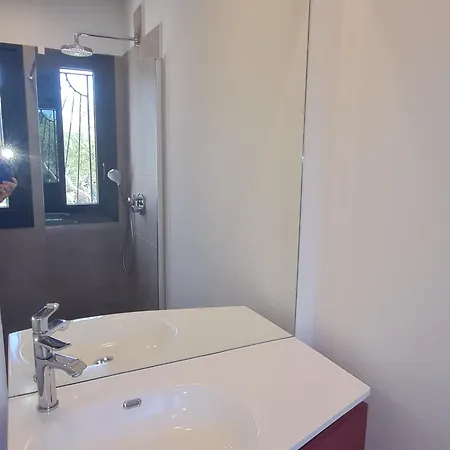 Climatisée 6 Pièces Avec Piscine Privée, 5 Chambres, Domaine De La Nartelle - Fr-1-780-67 Villa